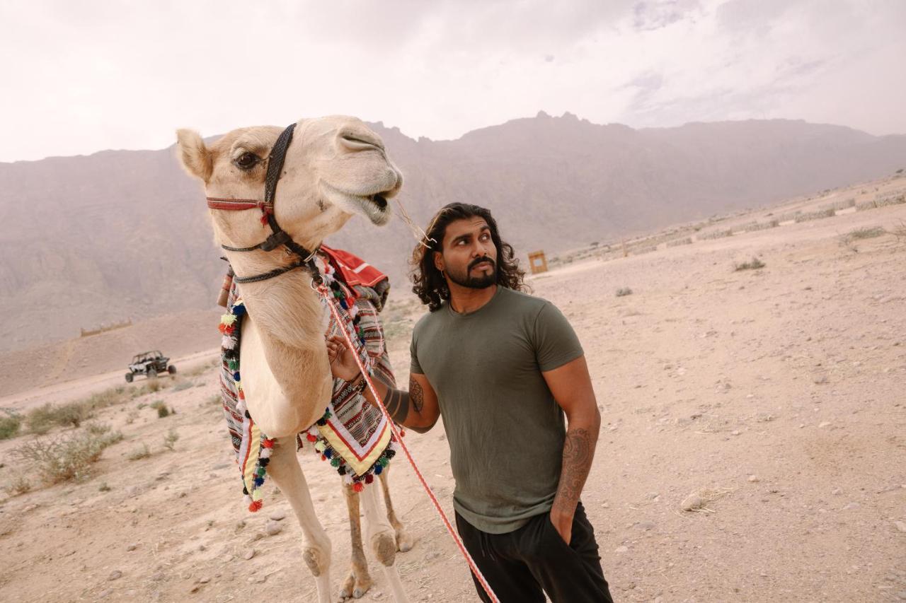 Pura Eco Retreat, Jebel Hafit Desert Park 艾因 外观 照片